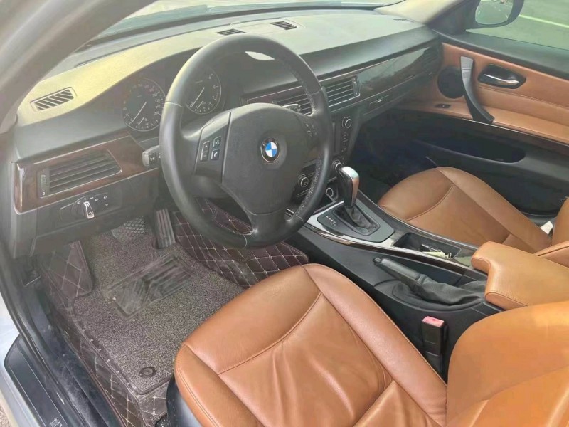 济南11年宝马3系6