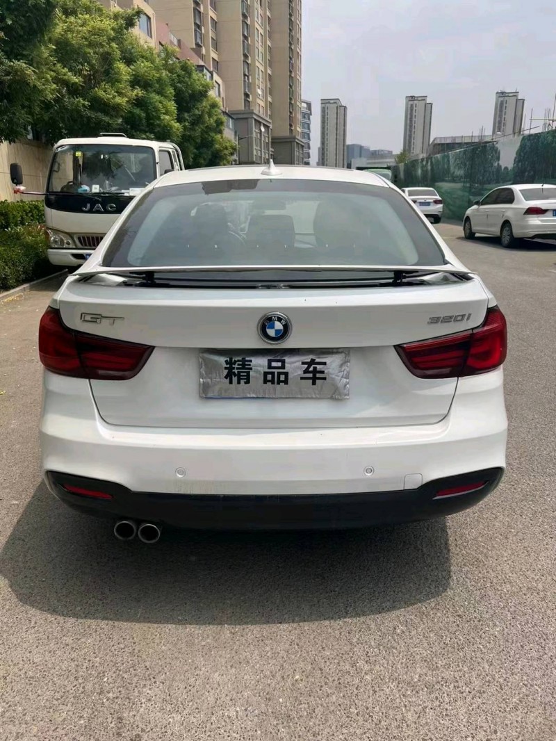 济南19年宝马3系GT9