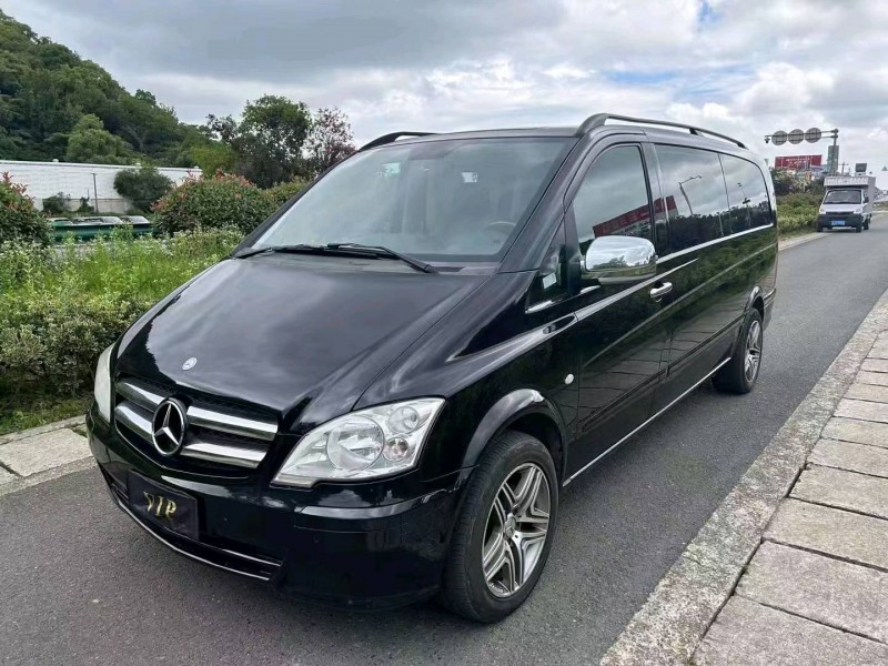 嘉兴16年奔驰威霆2