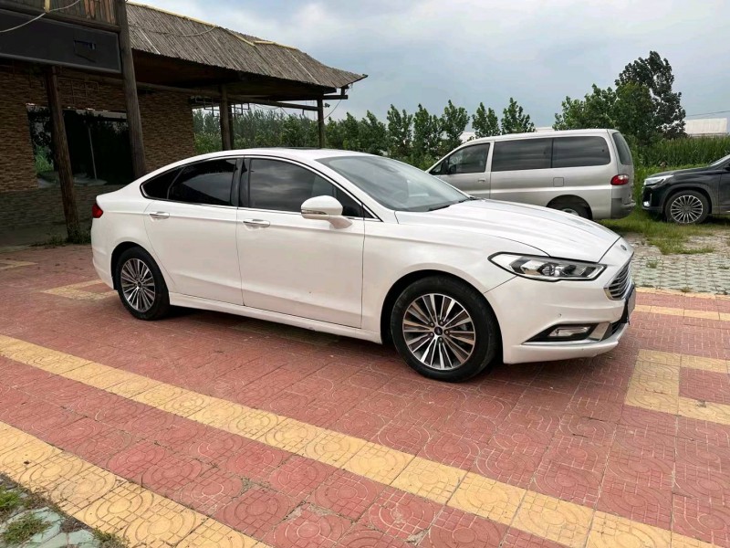 徐州17年福特蒙迪欧2