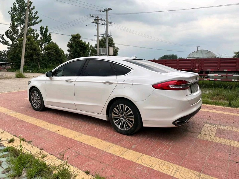 徐州17年福特蒙迪欧8