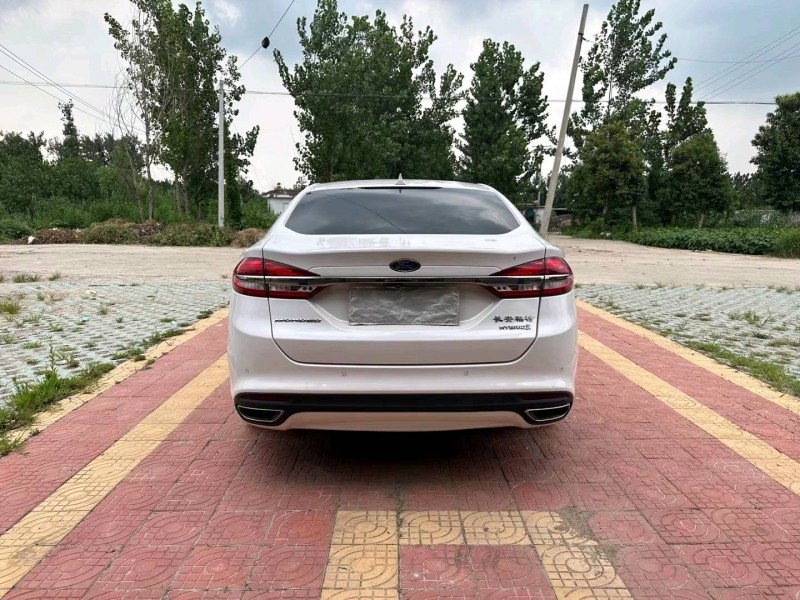 徐州17年福特蒙迪欧9