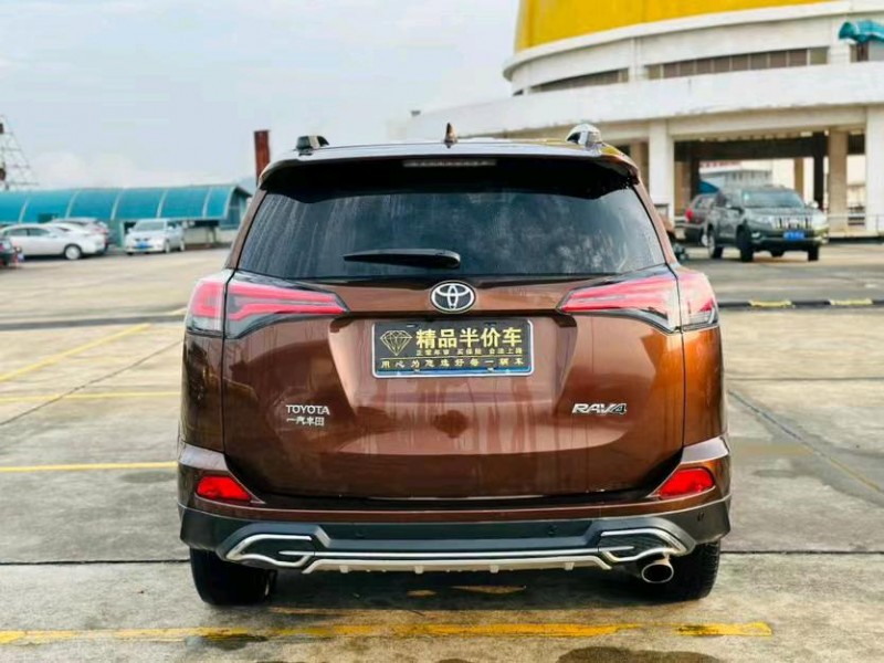 东莞17年丰田RAV4荣放9