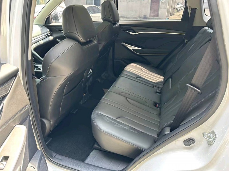 宜昌20年長安汽車CS755