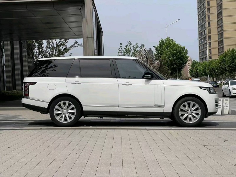 徐州17年路虎揽胜行政7