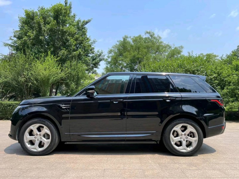 邢台18年路虎揽胜运动7