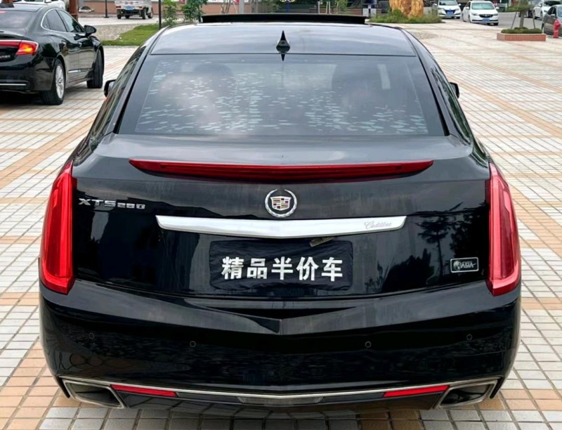汕头15年凯迪拉克XTS8