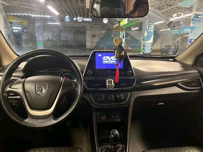 臺州17年寶駿6304