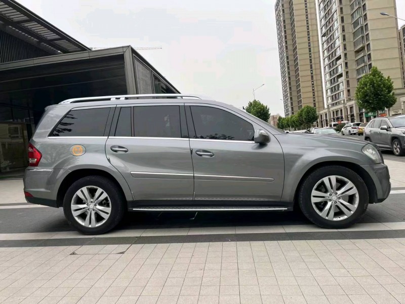 徐州11年奔驰GL7