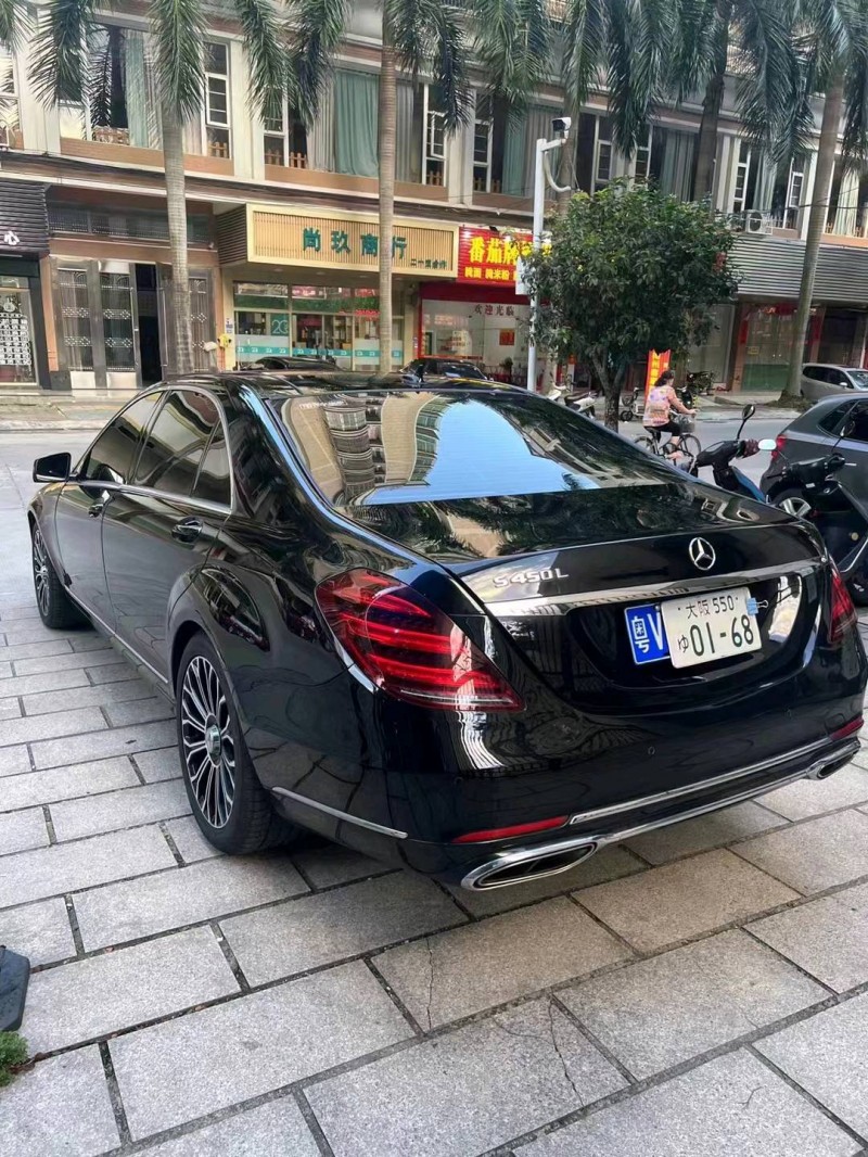 汕头11年奔驰S9