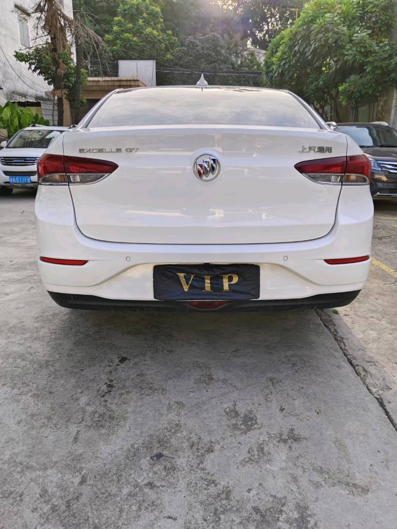 广州19年别克英朗9