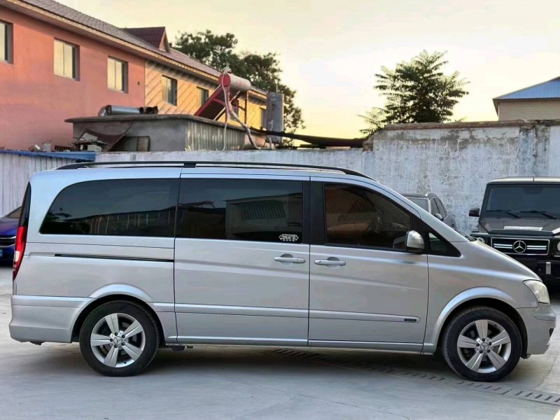 东营14年奔驰唯雅诺3