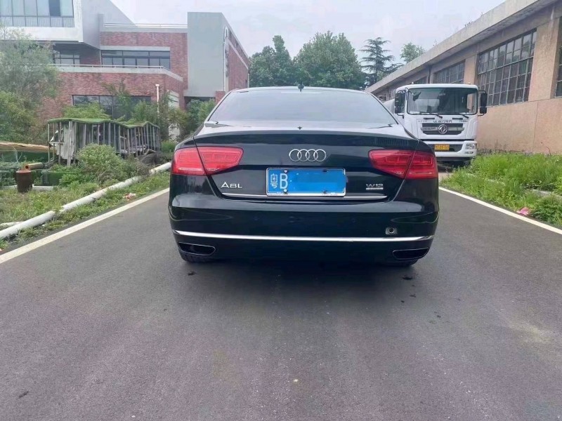 枣庄14年奥迪A8L7