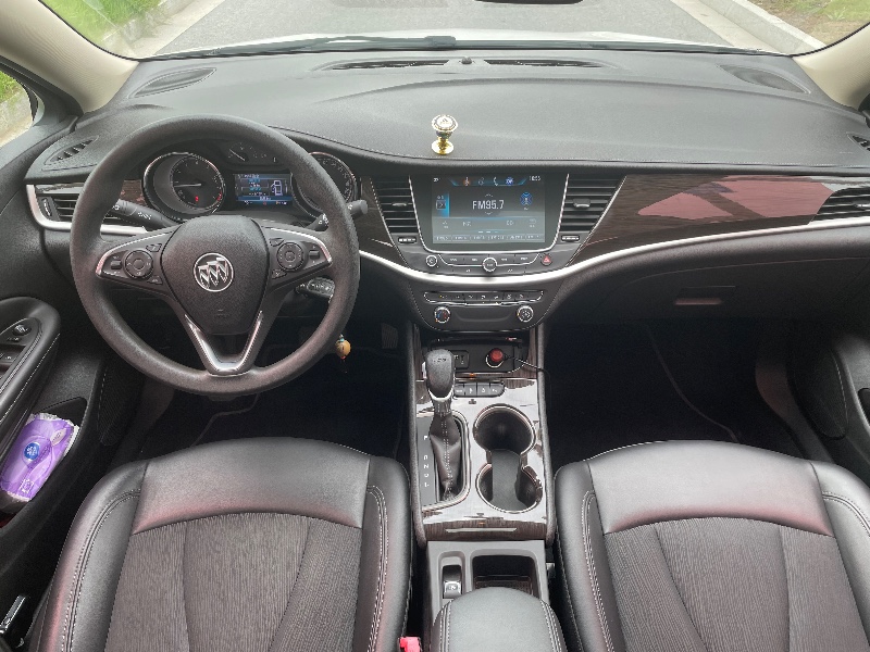 泰州18年别克威朗7