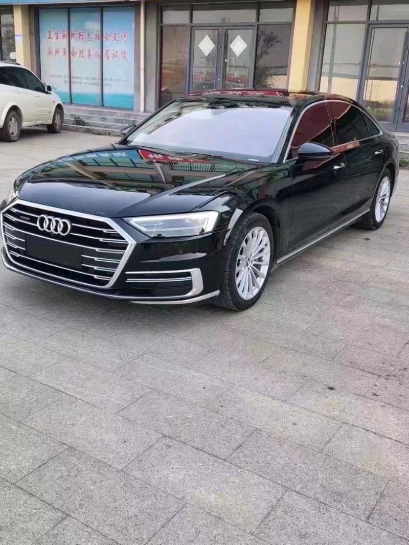 东营18年奥迪A8L2