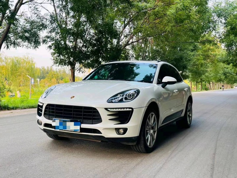 枣庄14年保时捷Macan2