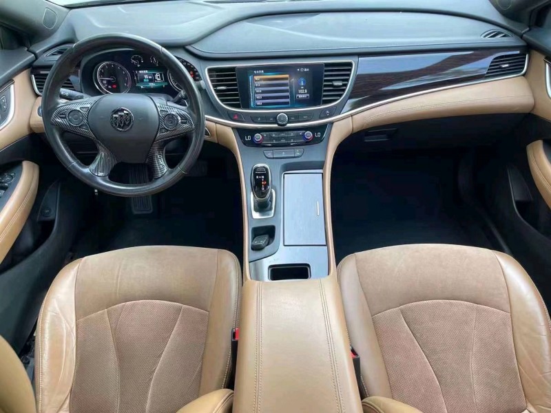 东营18年别克君越3