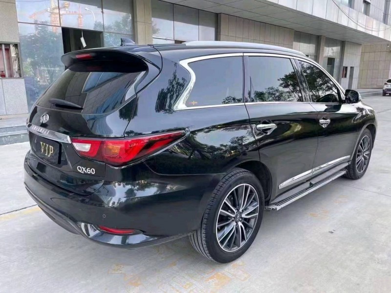 东营17年英菲尼迪QX608
