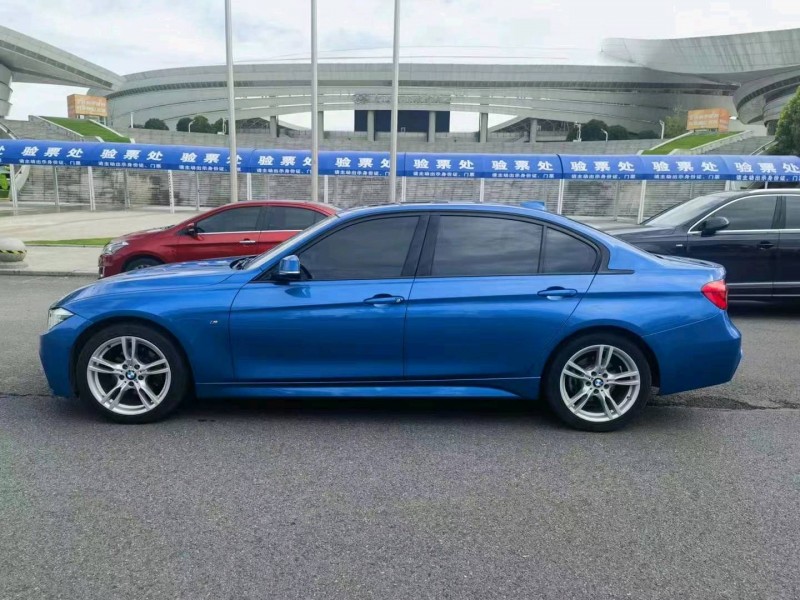 宜昌19年宝马3系5