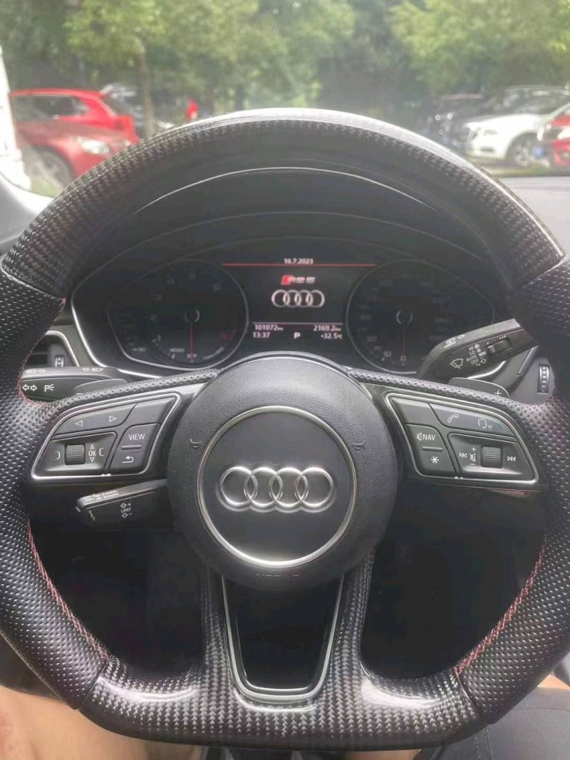 宜昌18年奥迪A55