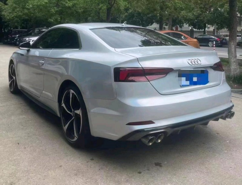 宜昌18年奥迪A57