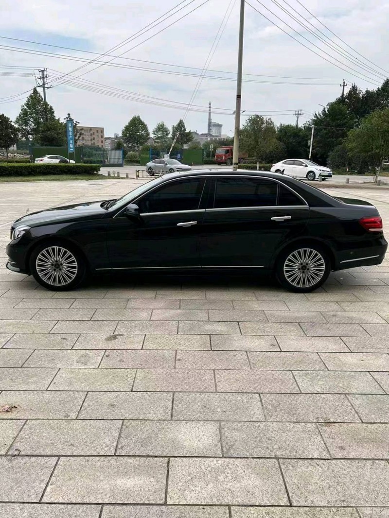 宜昌15年奔驰E3