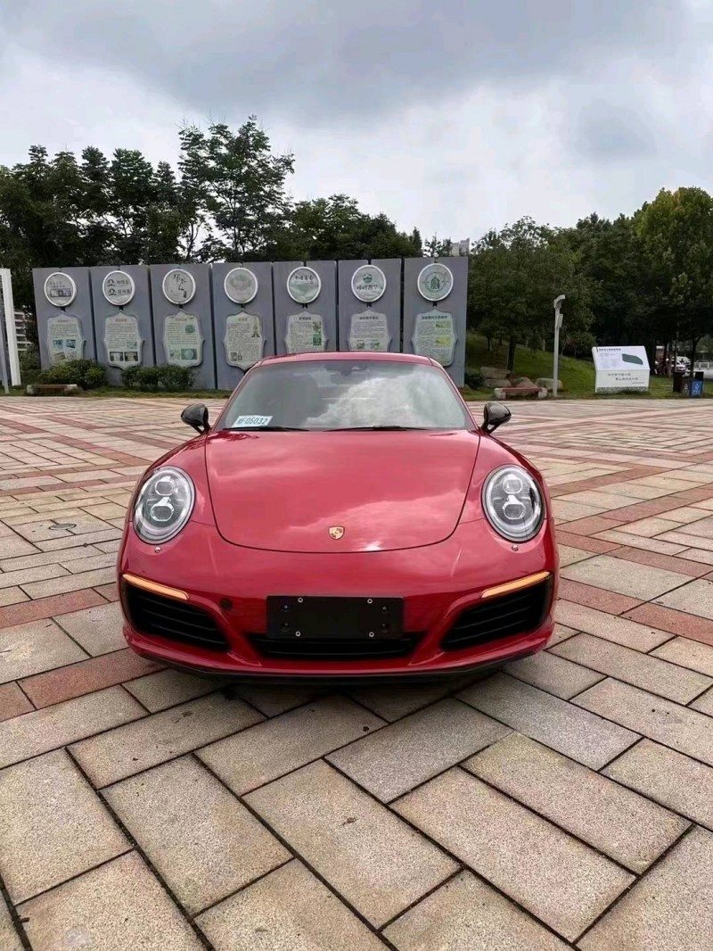 衡阳17年保时捷9111