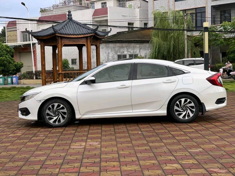 汕头18年本田思域7