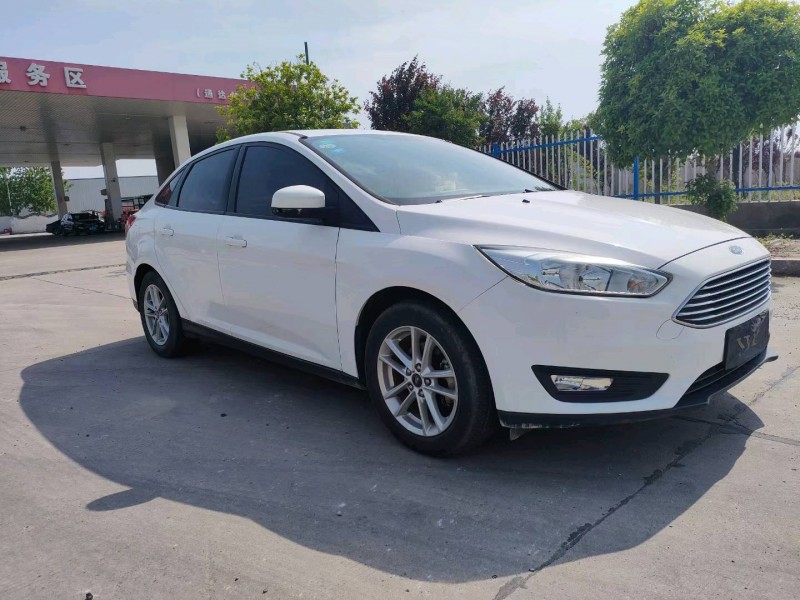 徐州17年福特福克斯2