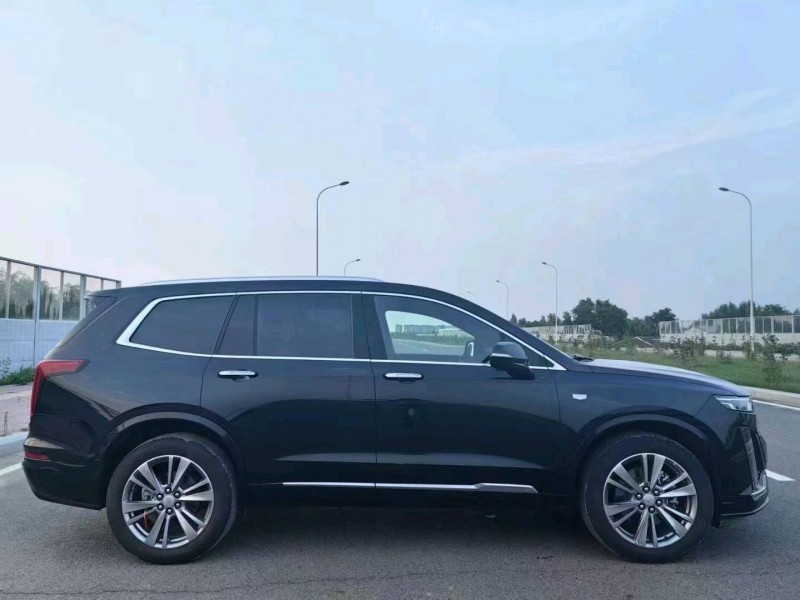 枣庄20年凯迪拉克XT67
