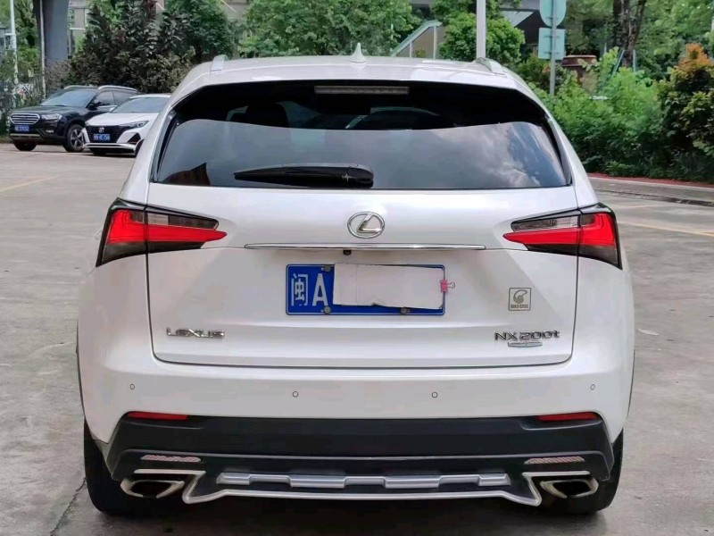 汕头17年雷克萨斯NX5