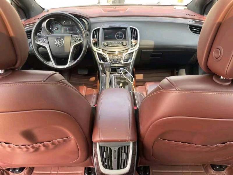 珠海16年别克君越4