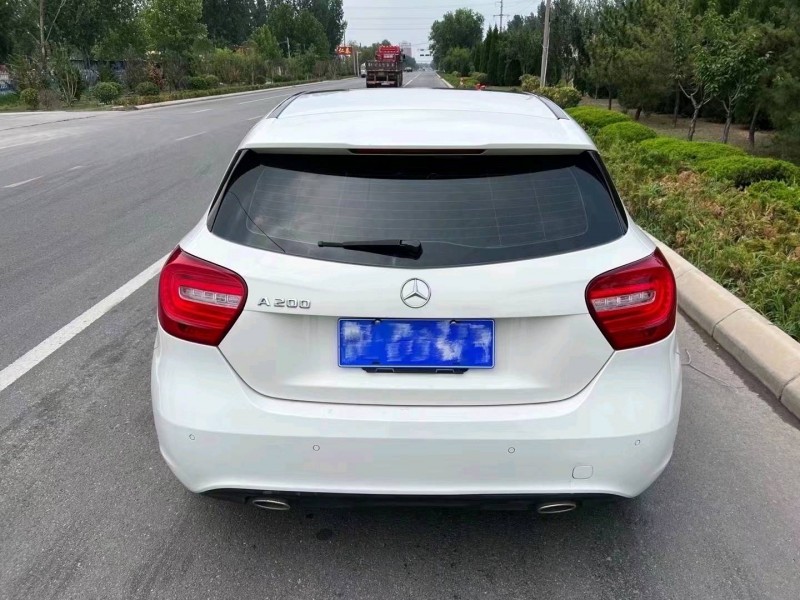 淄博15年奔驰A7
