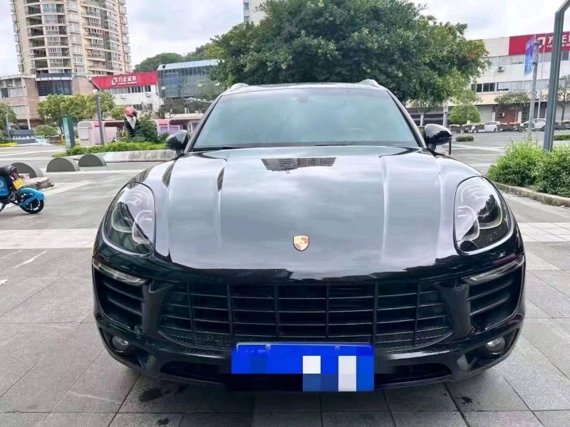 嘉兴15年保时捷Macan1