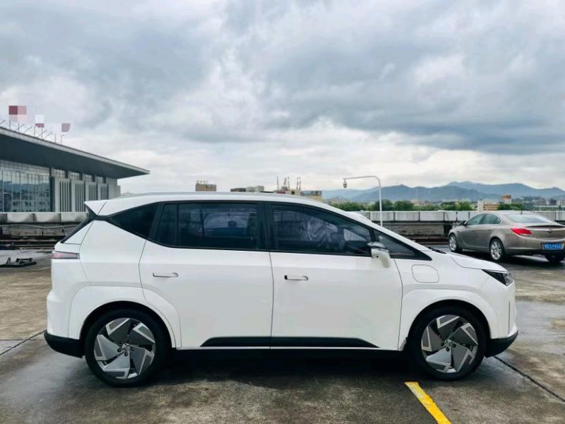 東莞22年合創汽車Z038
