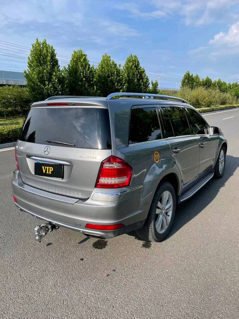 徐州11年奔驰GL8