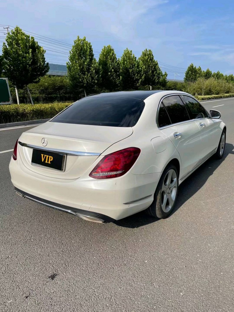 徐州17年奔驰C8