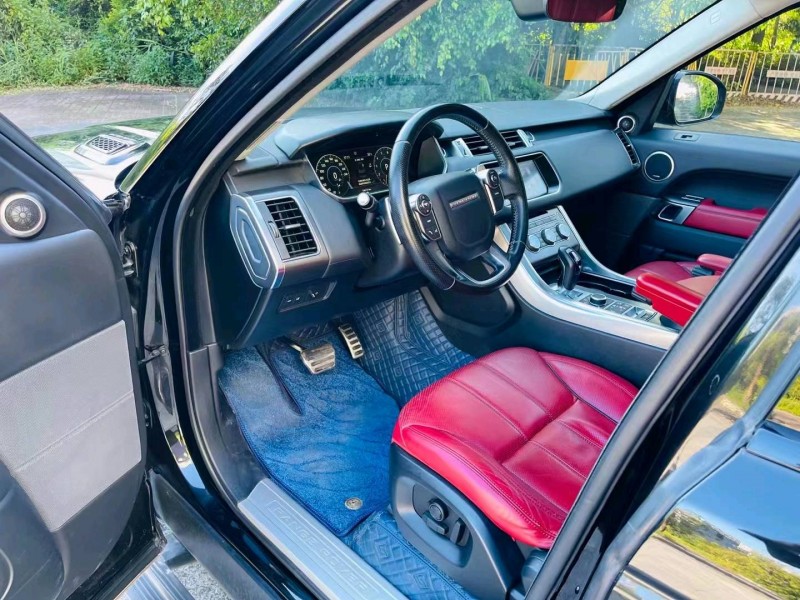 广州17年路虎揽胜运动3