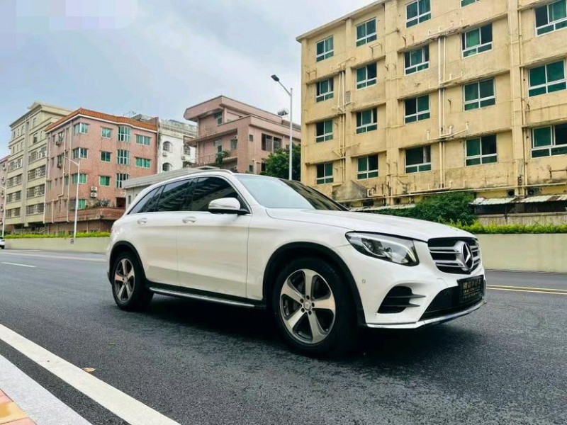 东莞16年奔驰GLC3
