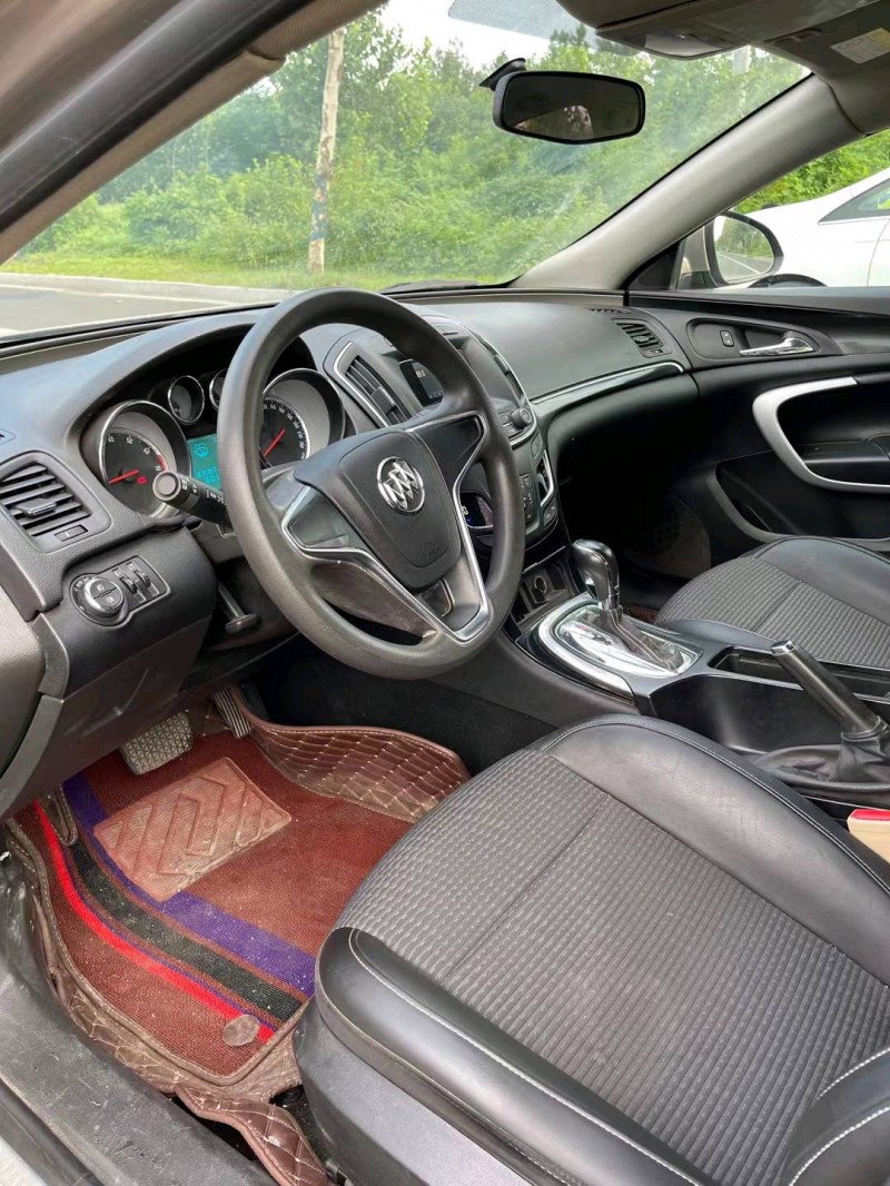 徐州16年别克君威6