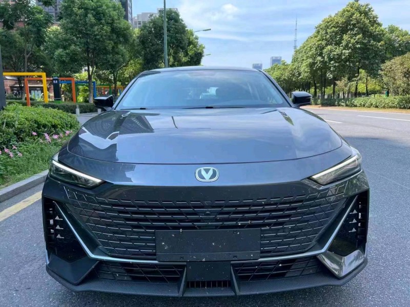 棗莊23年長安汽車UNI-V1