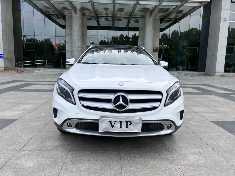 枣庄16年奔驰GLA1