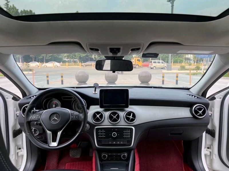 枣庄16年奔驰GLA6