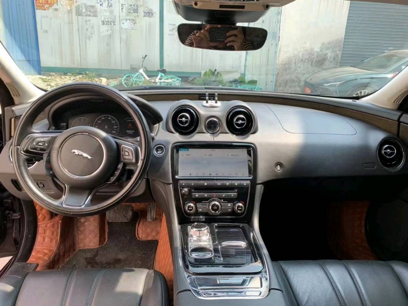 广州18年捷豹XJ4