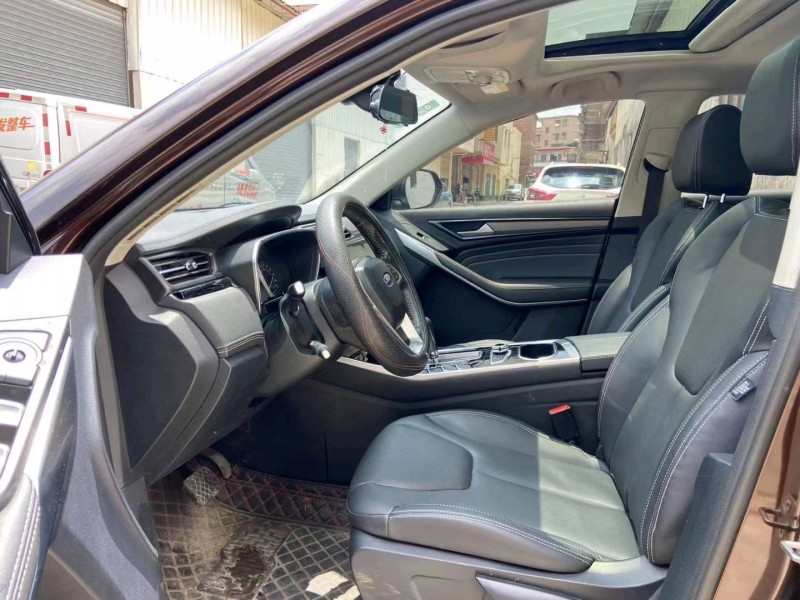 广州20年福特领界6