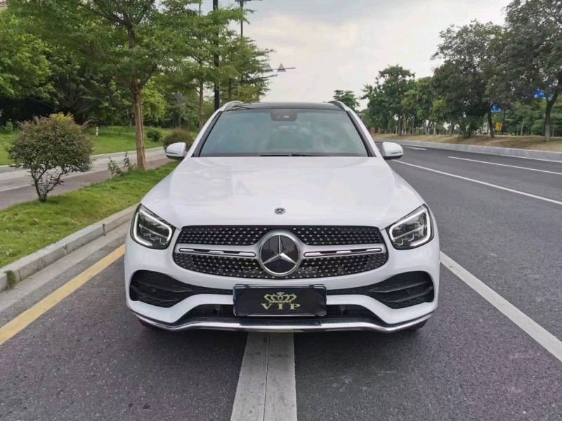广州23年奔驰GLC1