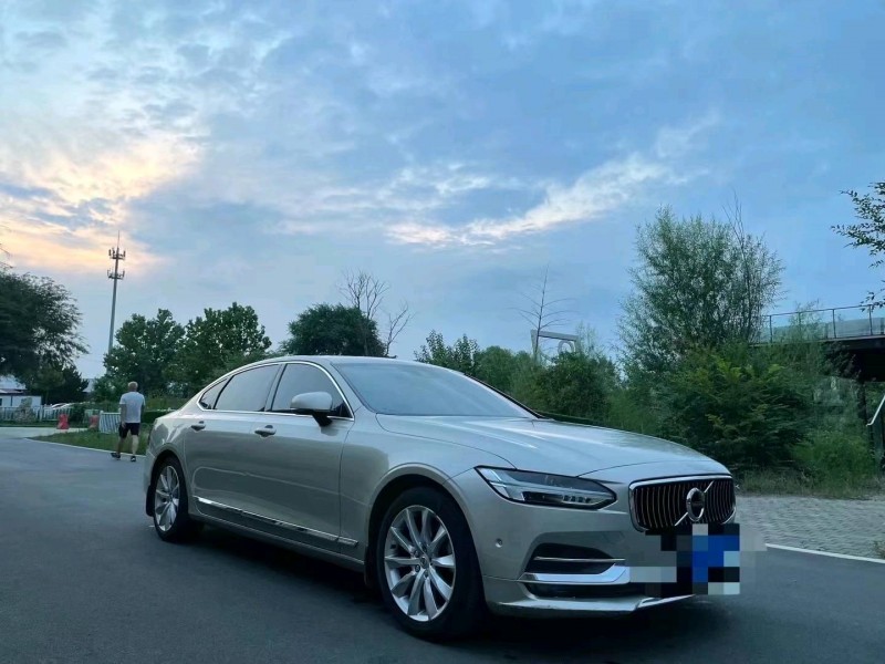 东营17年沃尔沃S902