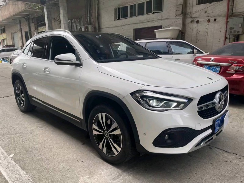 广州22年奔驰CLA2