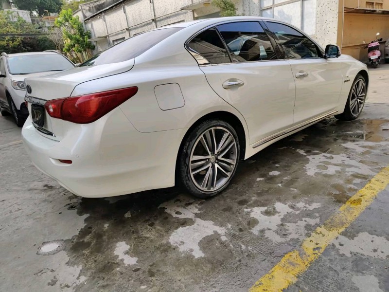广州15年英菲尼迪Q50L8
