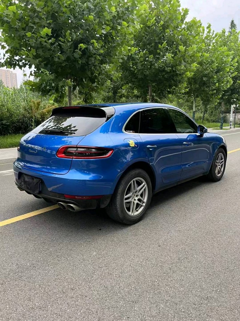 东营16年保时捷Macan3